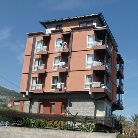 Residence Dei Fiori Bordighera Ngoại thất bức ảnh