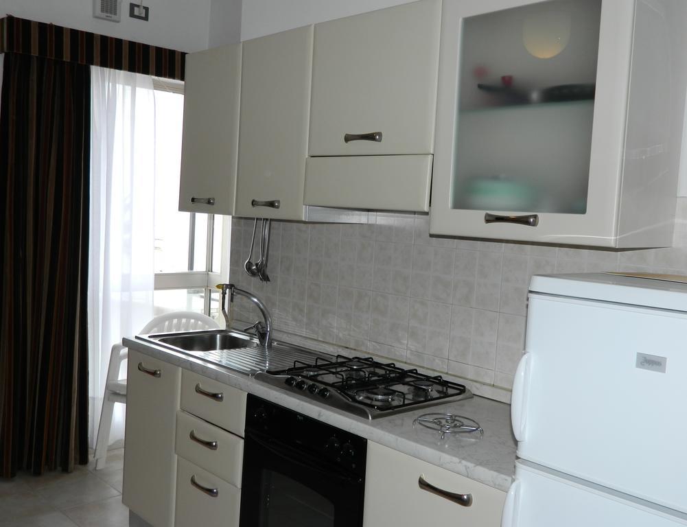 Residence Dei Fiori Bordighera Phòng bức ảnh